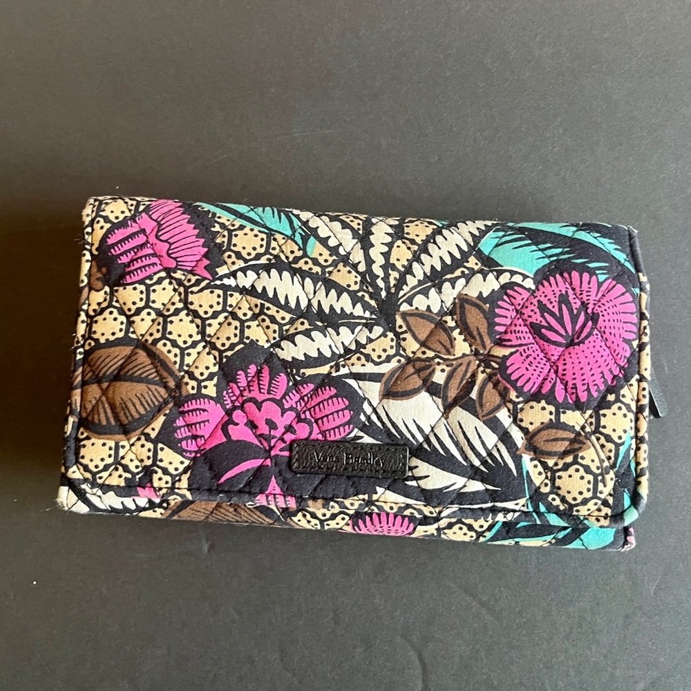 Vera Bradley Pink and Teal Floral Clutch.  Size is 8” x‎ 5”.  Smoke free home.